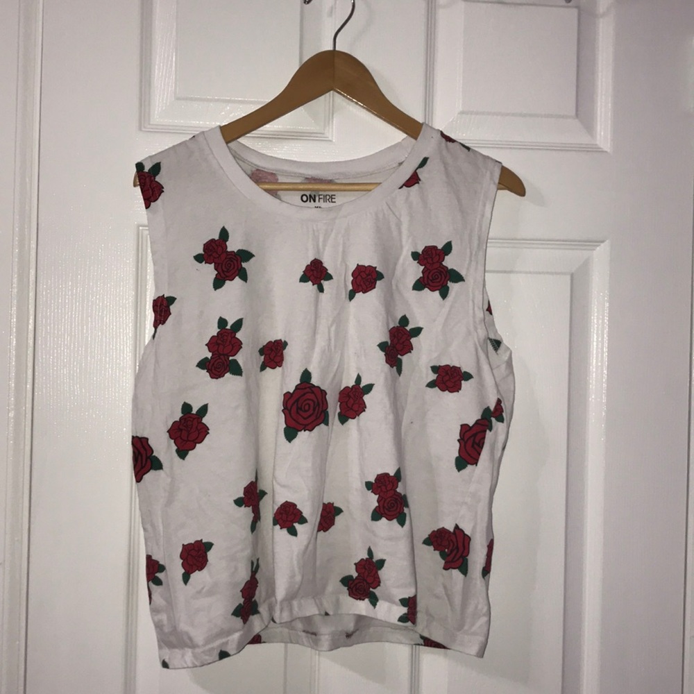 sleeve-less roses t-shirt